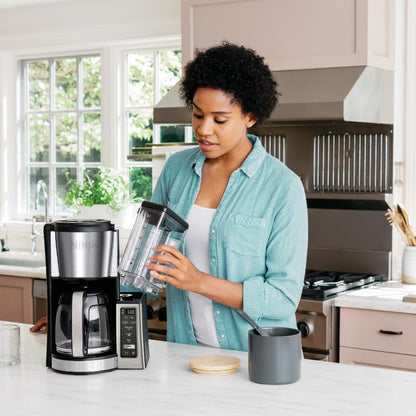 Cafetera Programable Ninja 12 tazas con depósito extraíble de agua CE250