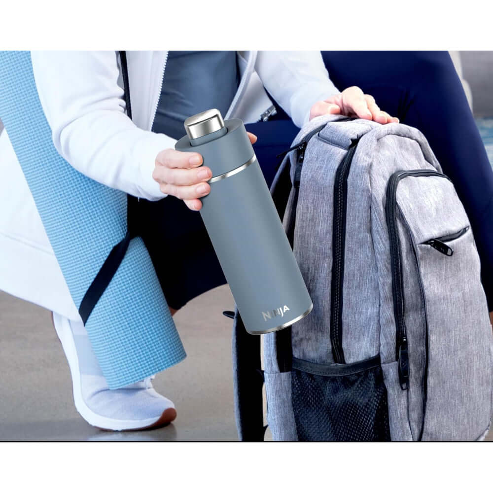 Botella De Agua  Ninja Thirsti 24 Oz Azul Tormenta